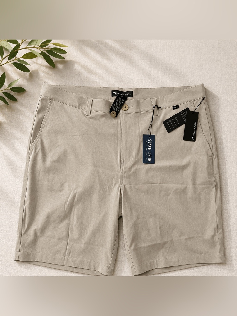 NWT TravisMathew Khaki Golf Shorts Men Size 40 Flat Front⁠